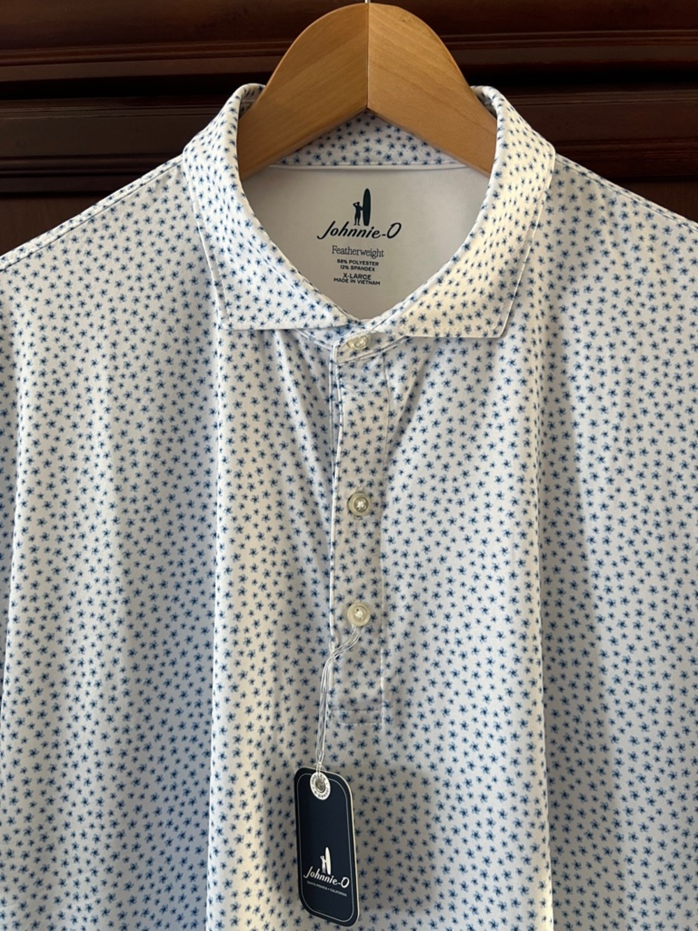 New Johnnie-O Santa Monica Ca Featherweight White Tide whimsical 🎾 Golf⛳️ Polo!